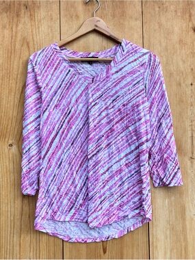 Carine Lightweight Pink Striped Tee Shirt Sz Medium